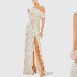 MAC DUGGAL Dress Size 10 Evening Gown Sequin Cream NEW Off Shoulder